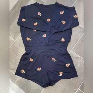 Lou & Grey Navy Blue Floral Embroidered Lounge Sweatshirt & Short Set (Size XL)